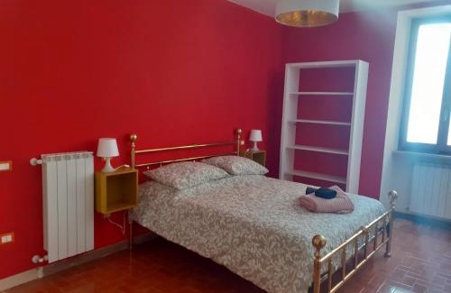 Pontremoli Apartment | Tuscany, Pontremoli, Italy Swallows Court Lovely home sleeps 2 to 4 people