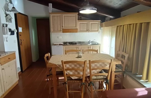 Castel del Piano Apartment | Tuscany with Pool, wifi, sports and entertainment