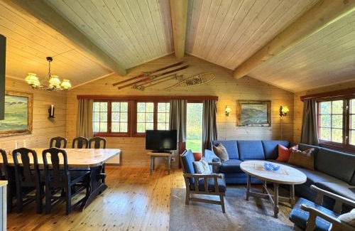 Geilo House | Tvilsombu, cosy cabin close to ski slopes