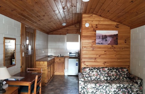 Princetown Hotel | Twelve Apostles Motel & Country Retreat