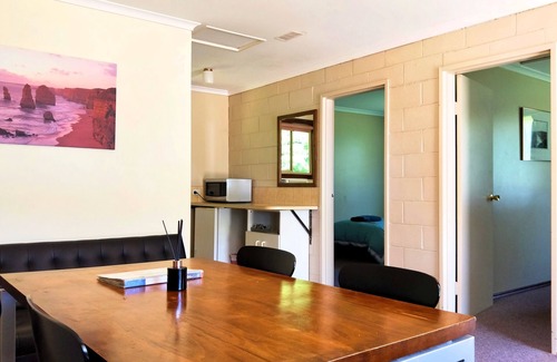 Princetown Hotel | Twelve Apostles Motel & Country Retreat