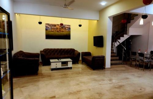 Kadadhe Villa | Twilight Stays ll VILLA 9PM II SNOOKER TAB II SWIMMING POOL ll AC II BBQ