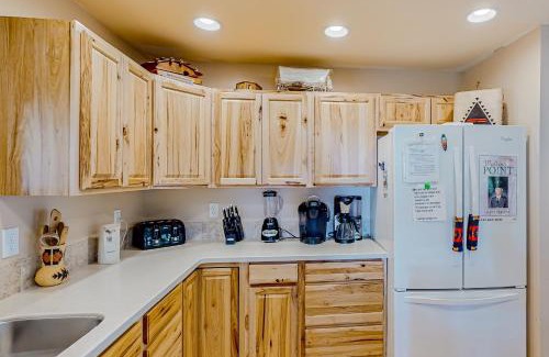 Garden Valley House | Twin Feathers Cabin