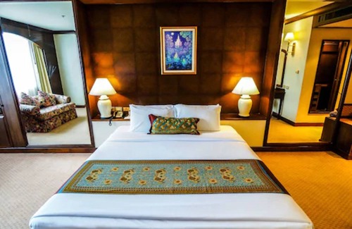 Pak Nakhon Hotel | Twin Lotus Hotel