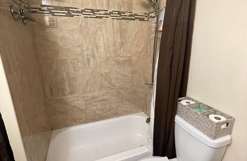 Syracuse Apartment | Twin Oaks Extended Stay Studio - 2813 Apt 1