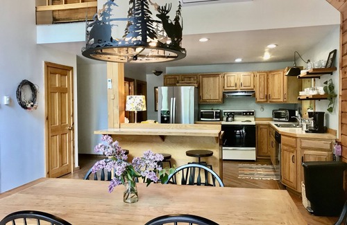 Cooperstown House | Twin Ponds ~ Private Peaceful Retreat! Sleeps 10