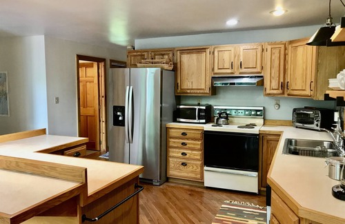 Cooperstown House | Twin Ponds ~ Private Peaceful Retreat! Sleeps 10