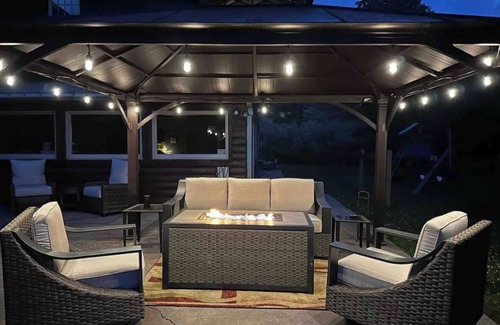 Hermantown Ski Chalet | Twin Ports Hideaway