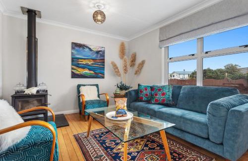 Ohope House | Twin Tide Retreat - Ohope Beach Holiday Home