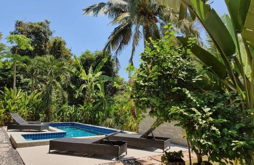 Wok Tum Apartment | Twin Villas Apartment with Swimming Pool for 2 houses