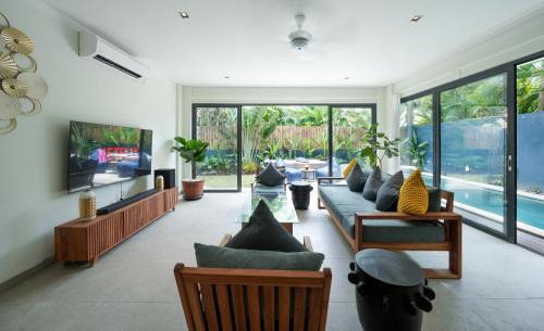 Central Seminyak Villa | Twin Villas Drupadi 8BR Seminyak by Exotic Bali Properties