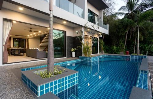 Kata Villa | Twin Villas Seaview Kata