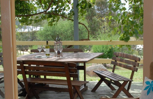 Ballandean Cottage | Twisted Gum Cottage