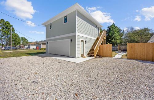 Gulf Breeze House | Two Beach Lofts for One Price