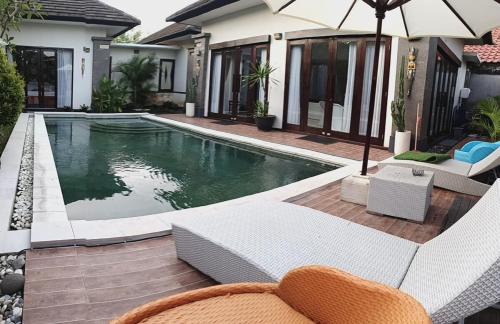 By Pass Ngurah Rai Villa | Two Bed Room Villa with Pool