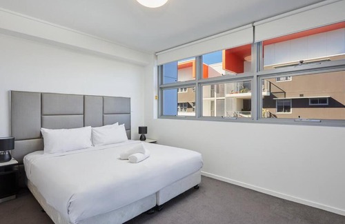 Robina Apartment | Two bedroom Apartment in Robina Center