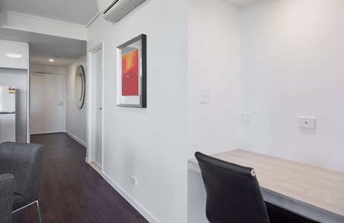 Robina Apartment | Two bedroom Apartment in Robina Center