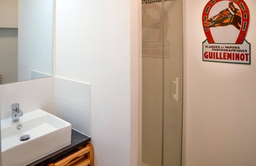 Bergerac Apartment | Two Bedroom Apartment 3rd Floor