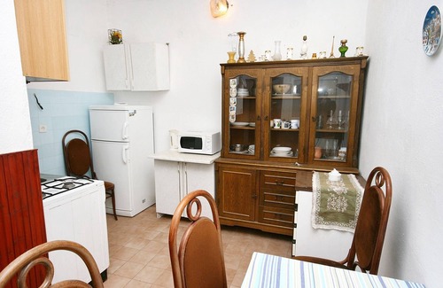 Drasnice Apartment | Two bedroom apartment near beach Drašnice, Makarska (A-6051-a)