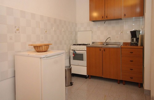 Dobropoljana Apartment | Two bedroom apartment with terrace and sea view Dobropoljana, Pašman (A-8312-b)