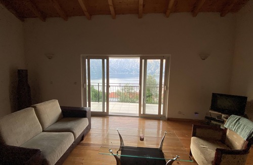 Prcanj Apartment | Two Bedroom Apartment with Amazing Views