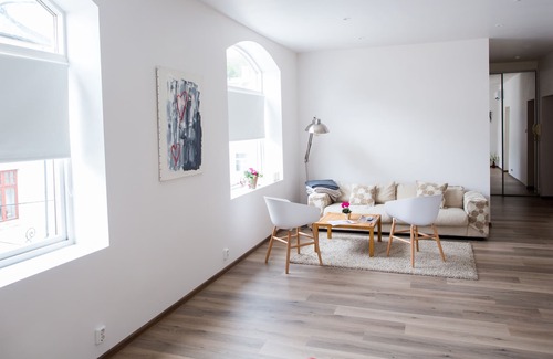 Alesund Apartment | Two-Bedroom apartment with parking incl.