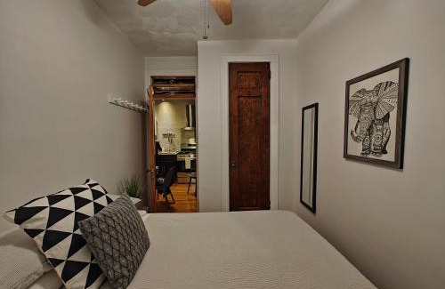 Queens Apartment | Two bedroom excellent location