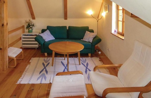 Eberau House | Two-Bedroom Holiday Home in Gaas