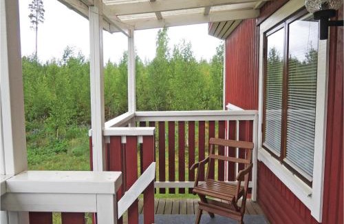 Vaxjo Municipality House | Two-Bedroom Holiday Home In Rottne