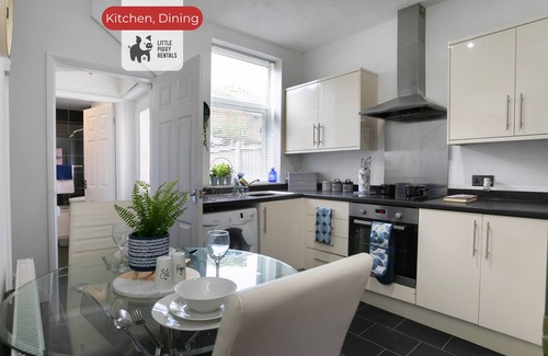 Chesterfield House | Two-Bedroom House - Chesterfield