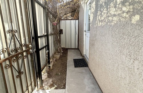 Tucson Apartment | Two Bedroom, One Bathroom Beautiful Home.
