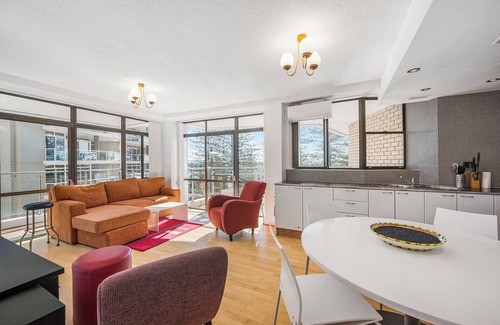 Port Macquarie Apartment | Two bedroom unit located in the heart of Port Macquaries CBD