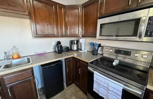 Symons Valley House | Two Bedroom Unit in Northwest