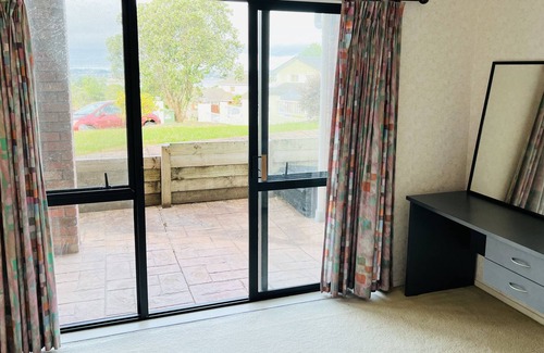 West Harbour Apartment | Two bedrooms with en-suite, huge lounge and kitchen.