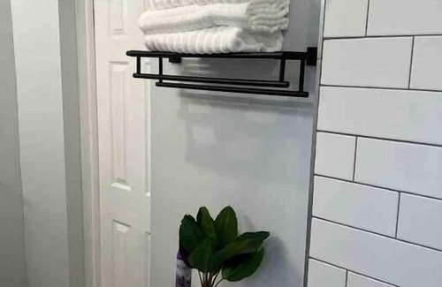 Schenectady Apartment | Two bedrooms with parking & washer/dryer