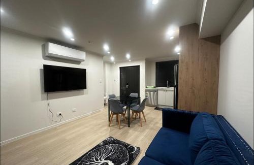 Frankton Apartment | Two Bedrooms With Two Bathrooms