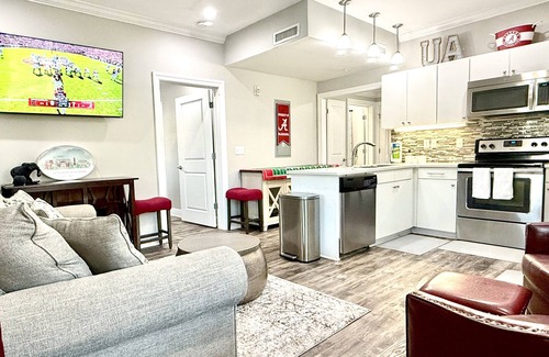 Druid City Condo | Two Blocks from Bryant-Denny Stadium @ The Twelve!