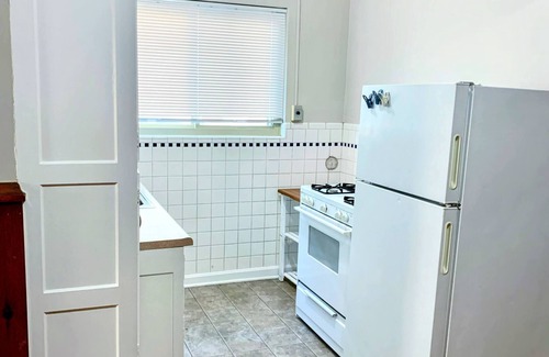 Roselawn Finance Apartment | Two Cozy apartments in the same building