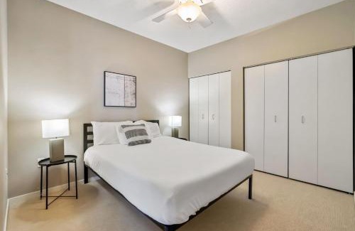 Mill District Apartment | Two CozySuites Mill District #04 & 01