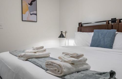 Warehouse District Apartment | TWO CozySuites NLG - Modern condo 23 & 24