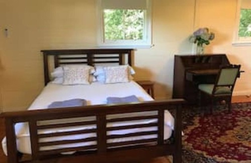 Forest Reefs Other | Two Creeks School House