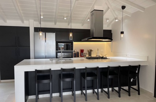 Corossol Villa | TWO FULL KITCHENS & LIVING AREAS 6 BEDROOMS ALL WITH BATHROOM IN SUITE