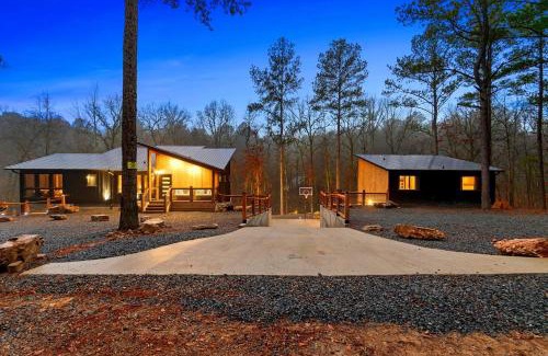 Broken Bow House | Two Gorgeous Cabins with Basketball Court in Broken Bow, Oklahoma