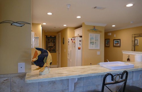 Tybee Island Condo | Two King Suites with Two attached Full Baths - Balcony with Ocean View!nn