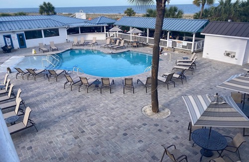 Tybee Island Condo | Two King Suites with Two attached Full Baths - Balcony with Ocean View!nn