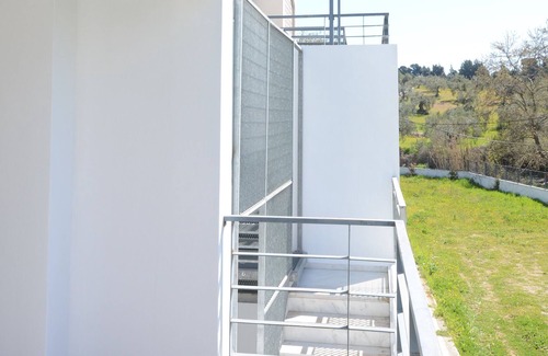 Metamorfosi Apartment | Two-level apartment 300 m from the beach