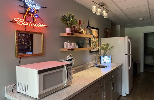 Monticello House | Two miles from Beaver Creek Marina! Plenty parking available. Pet friendly!