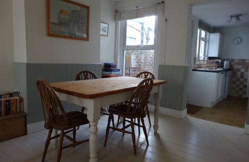Whitstable Cottage | Two minutes from beach. Cosy pet-friendly cottage in cool location with garden.