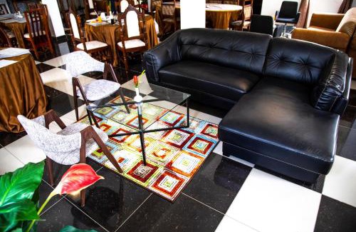 Arusha Cabin | Two Mountains Lodge