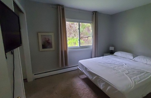 Applegate Cottage | Two Neighboring Cottages + Covered Outdoor Area with Private Hot Tub + Sauna